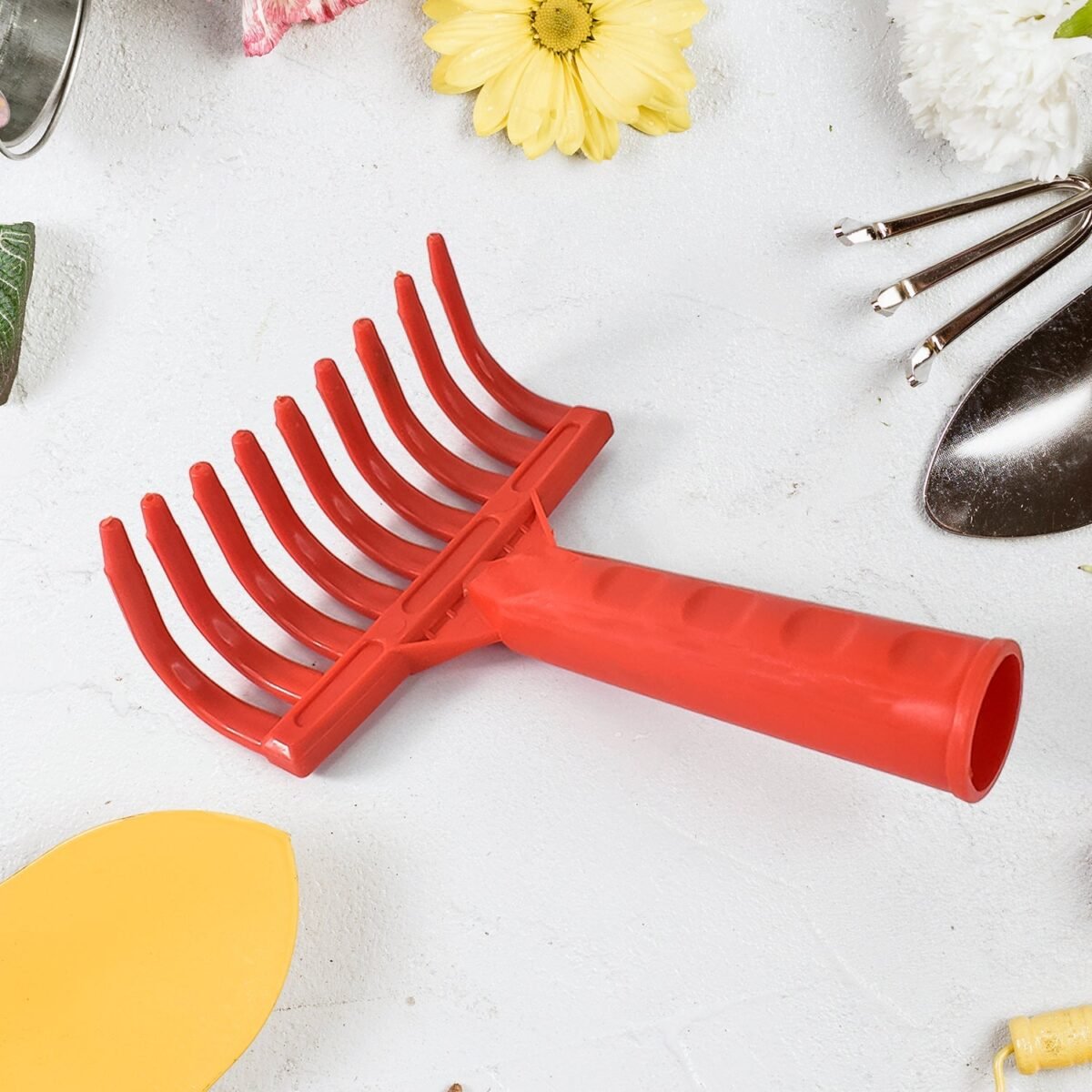 Heavy Duty Plastic Garden Hand Rake – 9-Tooth Cultivator Tool (1 Pc) - Image 1