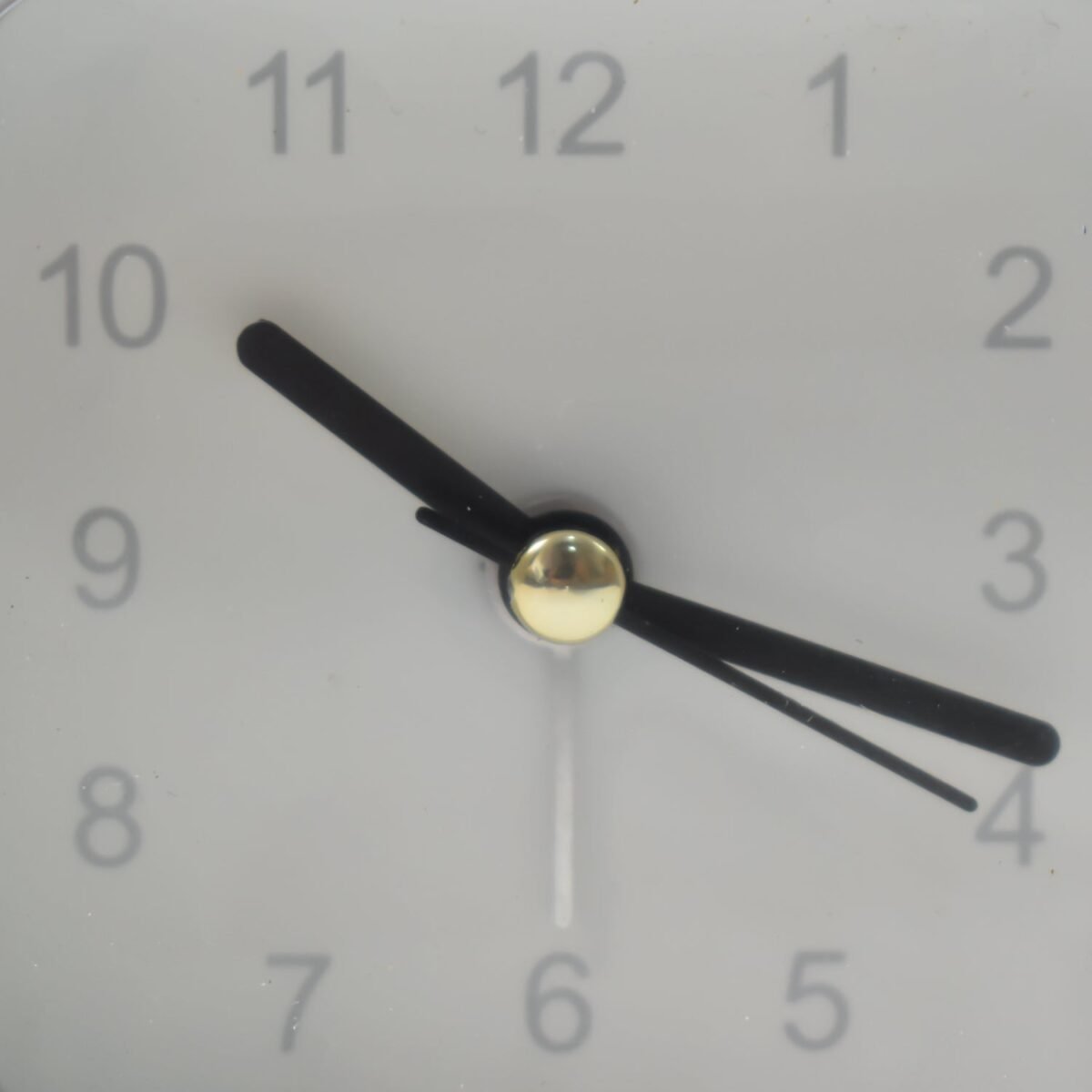 Stylish Alarm Clock – Designed for Everyday Reliability (1 Pc) - Image 6
