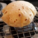 Kitchen Square Stainless Steel Roaster Jali, Barbecue Grill with Wooden Handle - Image 3