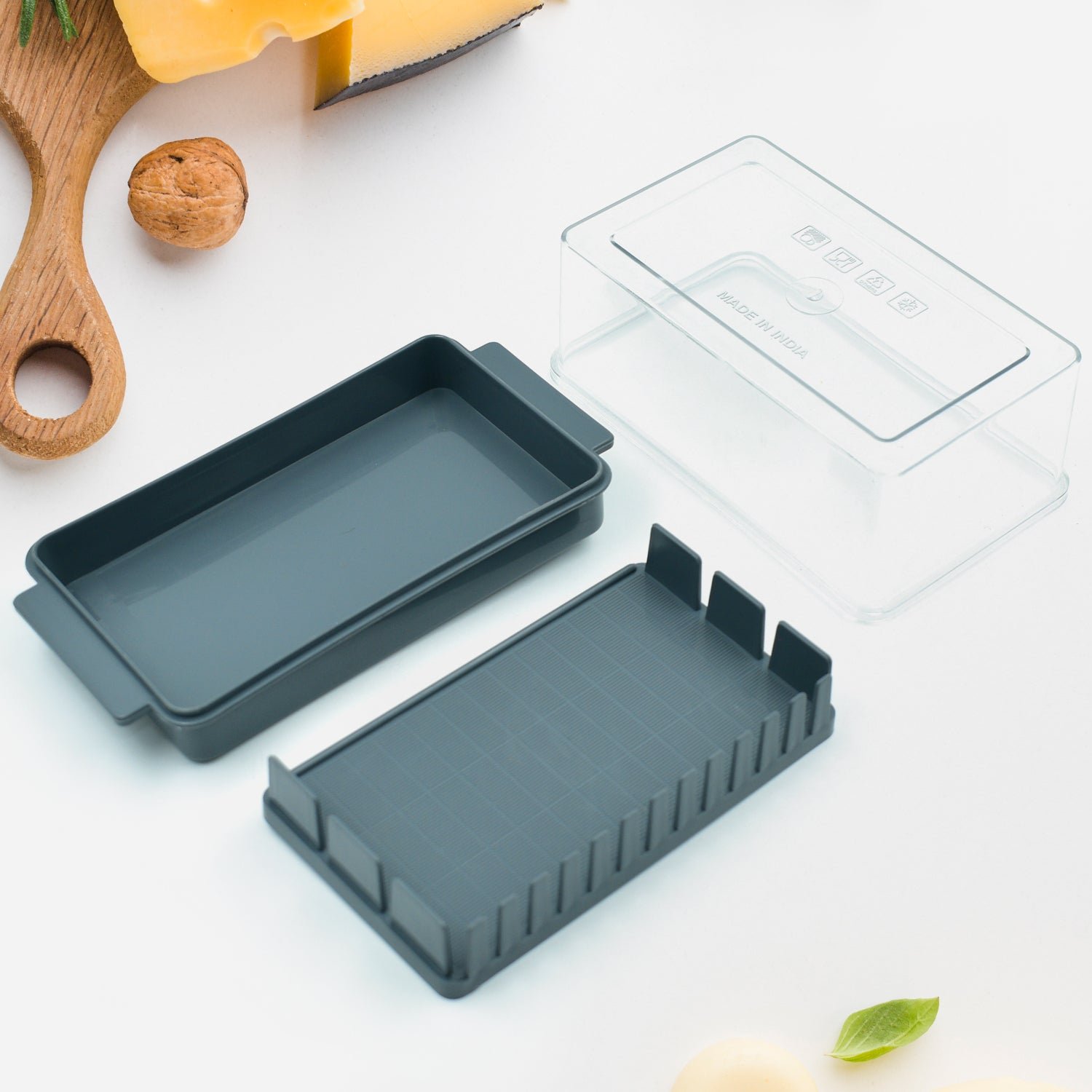 03_0bb9e7e3-5274-4e1c-b0f9-569fa391fcd3.jpg All-in-One Butter Slicer & Storage Box 1 Pcs - Image 1