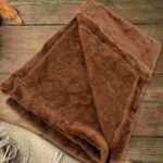 Pet Soft Cat Dog Blanket / Towel, Warm Sleep Mat (60×45 Cm / 1 Pc / Mix Color & Design) - Image 4