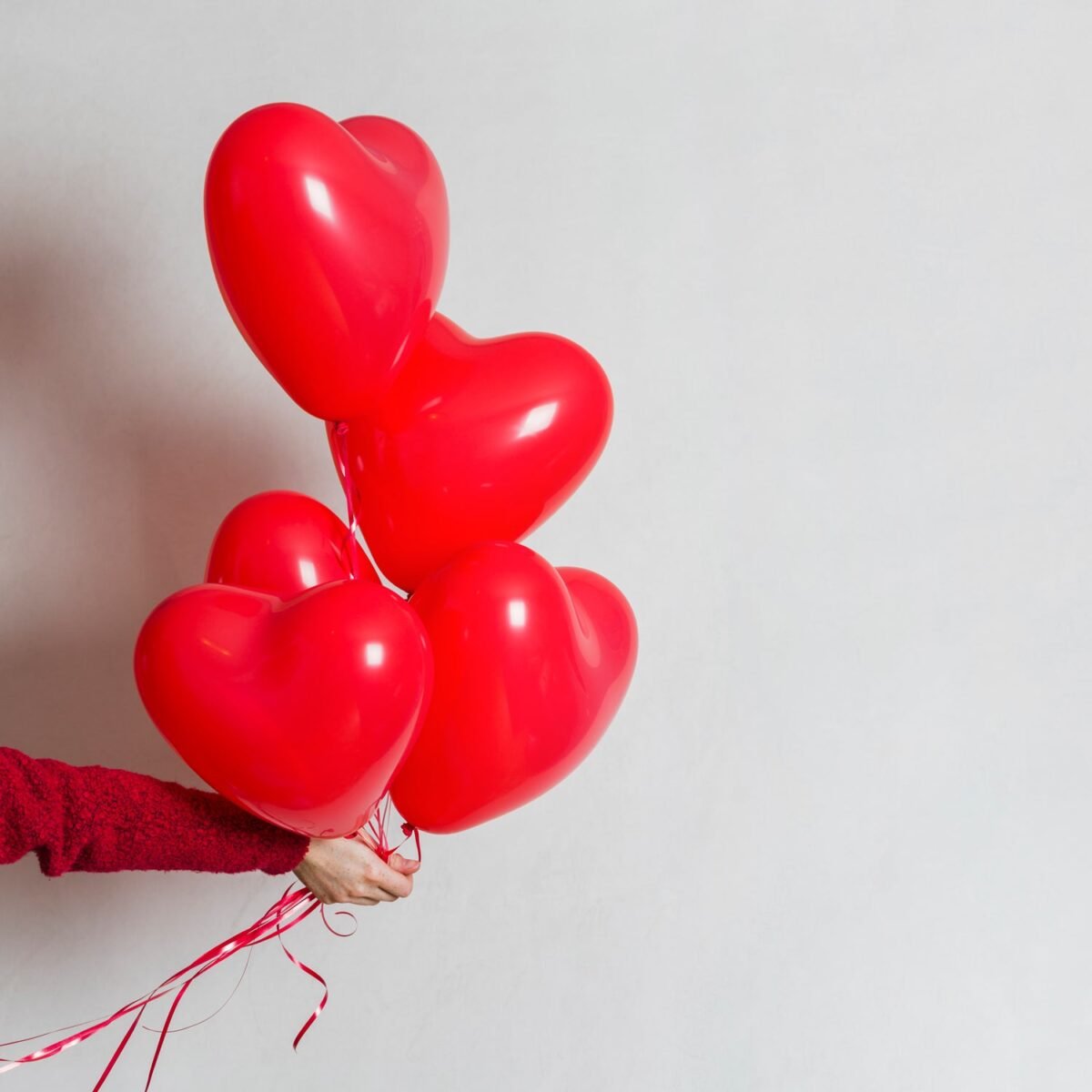 Heart shaped balloons Kinds of Rainbow Party Latex Balloons for Birthday / Anniversary / Valentine's / Wedding / Engagement Party Decoration Multicolor (4 Pcs Set) - Image 3