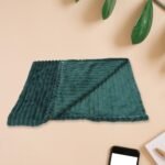 Pet Soft Cat Dog Blanket / Towel, Warm Sleep Mat (70×50 Cm / 1 Pc / Mix Color & Design) - Image 4