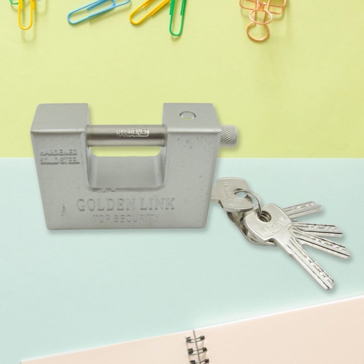 94mm Stainless Steel Padlock: Rectangular, Hardened Steel, 5 Keys - Image 1