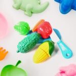 Realistic slice-able fruits and vegetables cut in 2 part play toy set - Image 5