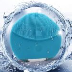 Facial Cleansing & Massaging Brush - (1 Pc) - Image 3