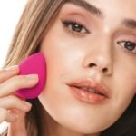 Makeup Sponge for blending liquid Foundations, Powders, and Creams (Multicolor / 1 Pc) - Image 6