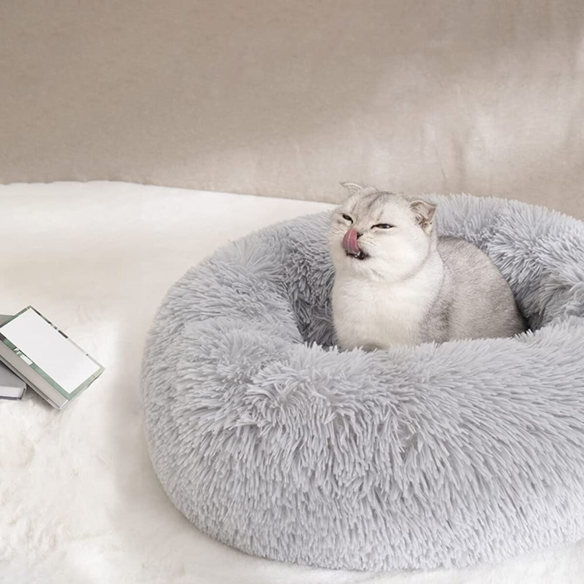 Small Round Dog Beds for Small Dogs and Cats (1 Pc) - Image 4