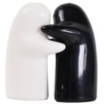 Salt and Pepper Seasoning and Spice Shakers Cute Plastic (2 Pcs Set) - Image 5