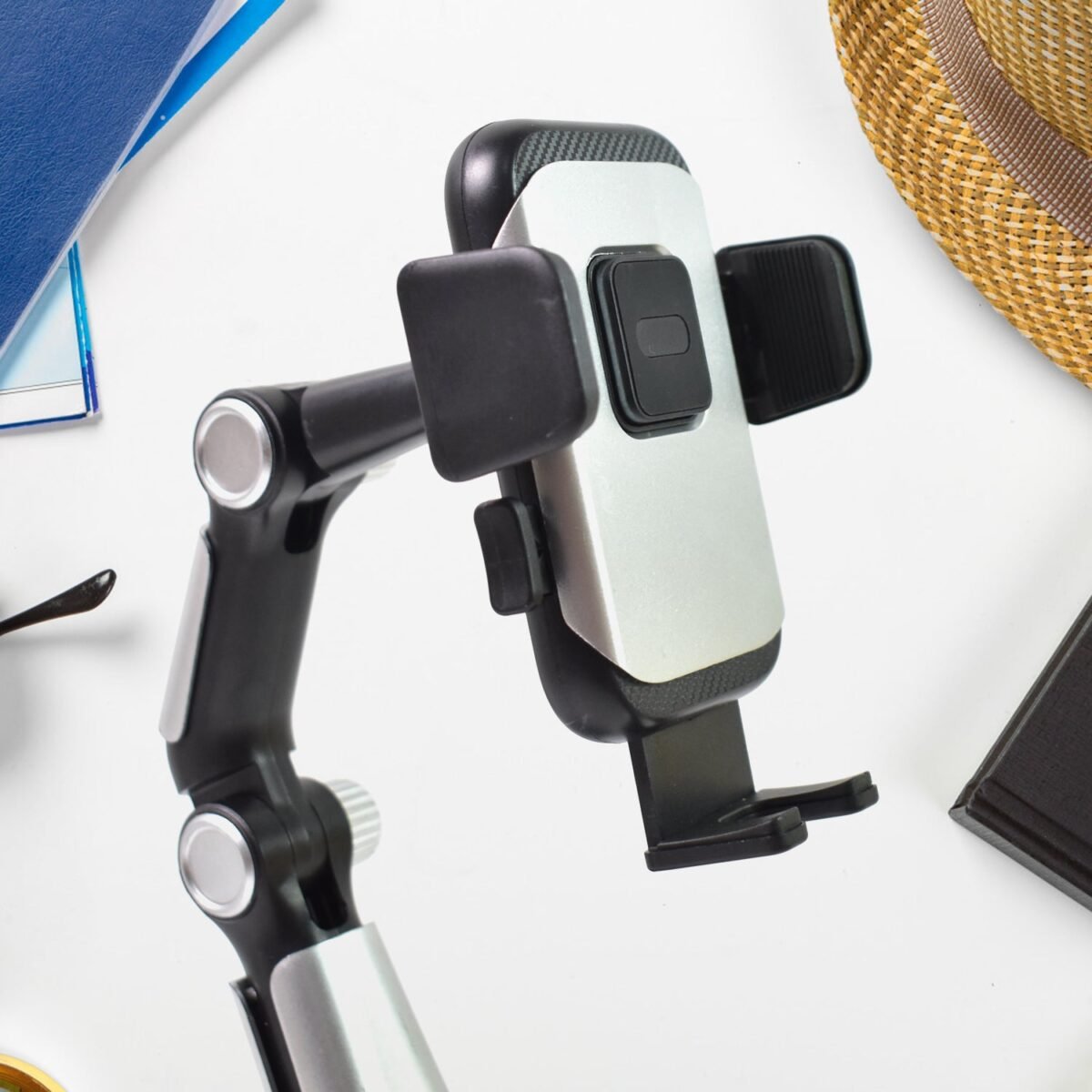 Adjustable Long-Arm Suction Cup Car Phone Holder (1 Pc) - Image 4