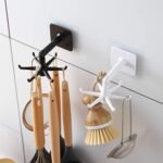 Rotatable hooks for hanging 360 (1 Pc / Black)