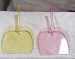 Plastic Unbreakable Dustpan with Long Handle, Large Size for Home & Kitchen (1 Pc) - Image 7