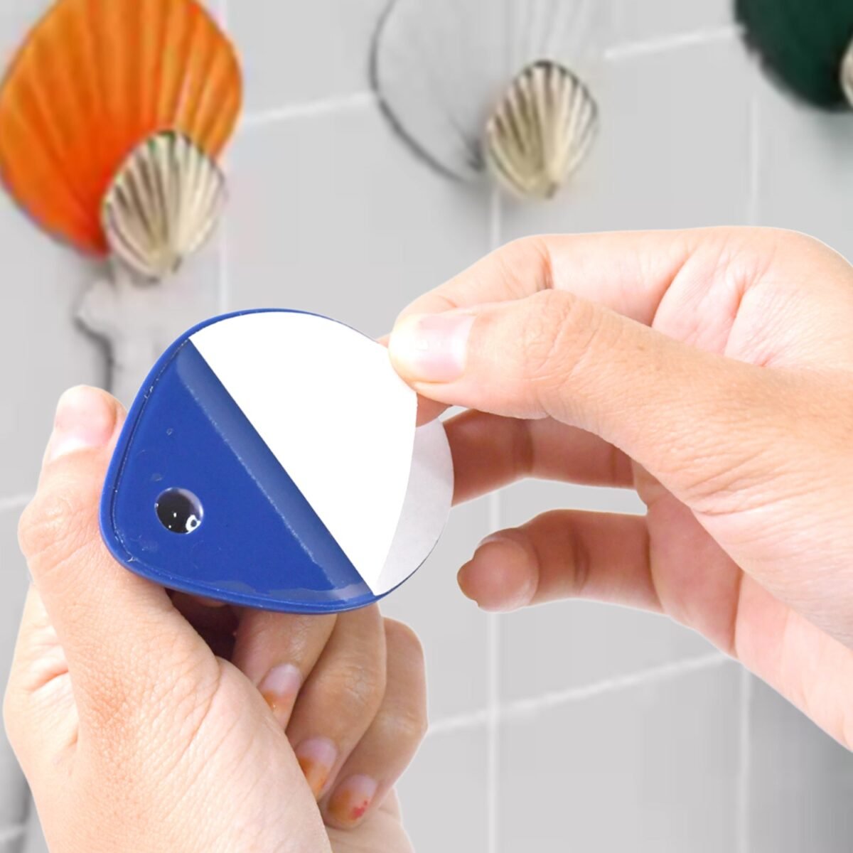 Self Adhesive Wall Hooks Waterproof Adhesive Sticky Stylish Hooks (4 Pc) - Image 3