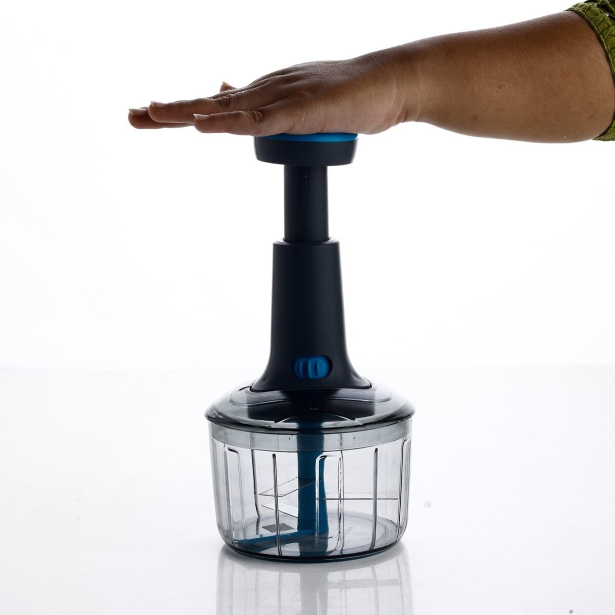 Ganesh Bingo Lock-Unlock Push Chopper (725ML) - Image 1