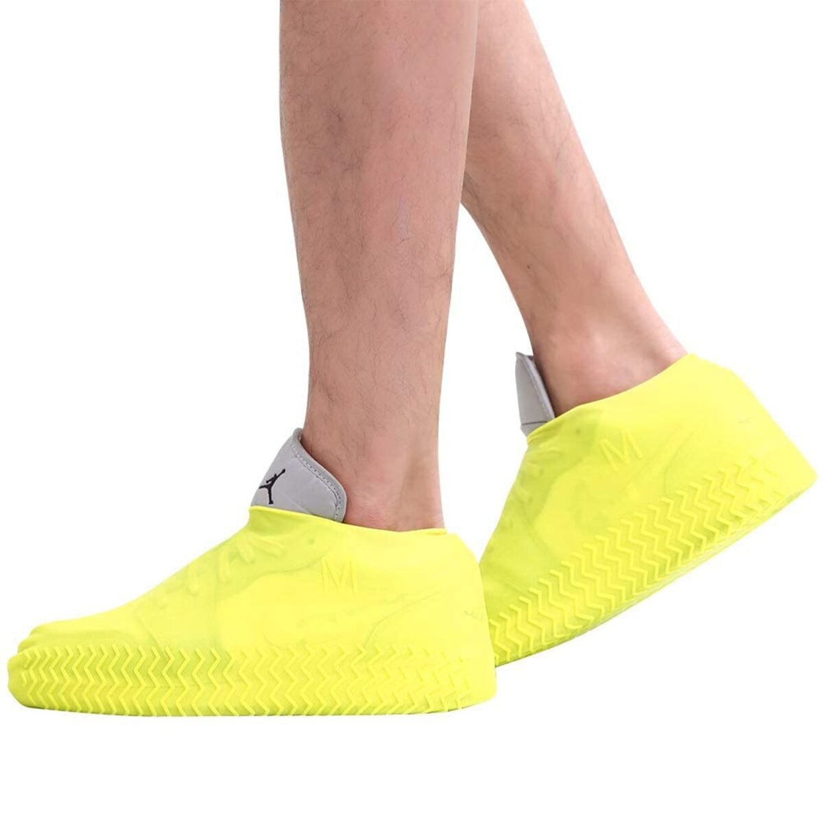 NON-SLIP SILICONE RAIN REUSABLE ANTI SKID WATERPROOF FORDABLE BOOT SHOE COVER (MEDIUM/ Mix Color) - Image 6