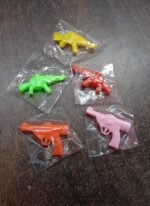Gun Shape Pencil Top For Kids Office, Small Gun Toy (1 Pc / Mix Colour & Design) - Image 7
