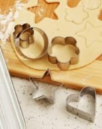 Cookie Cutter Stainless Steel Cookie Cutter with Shape Heart Round Star and Flower (12 Pieces) - Image 5