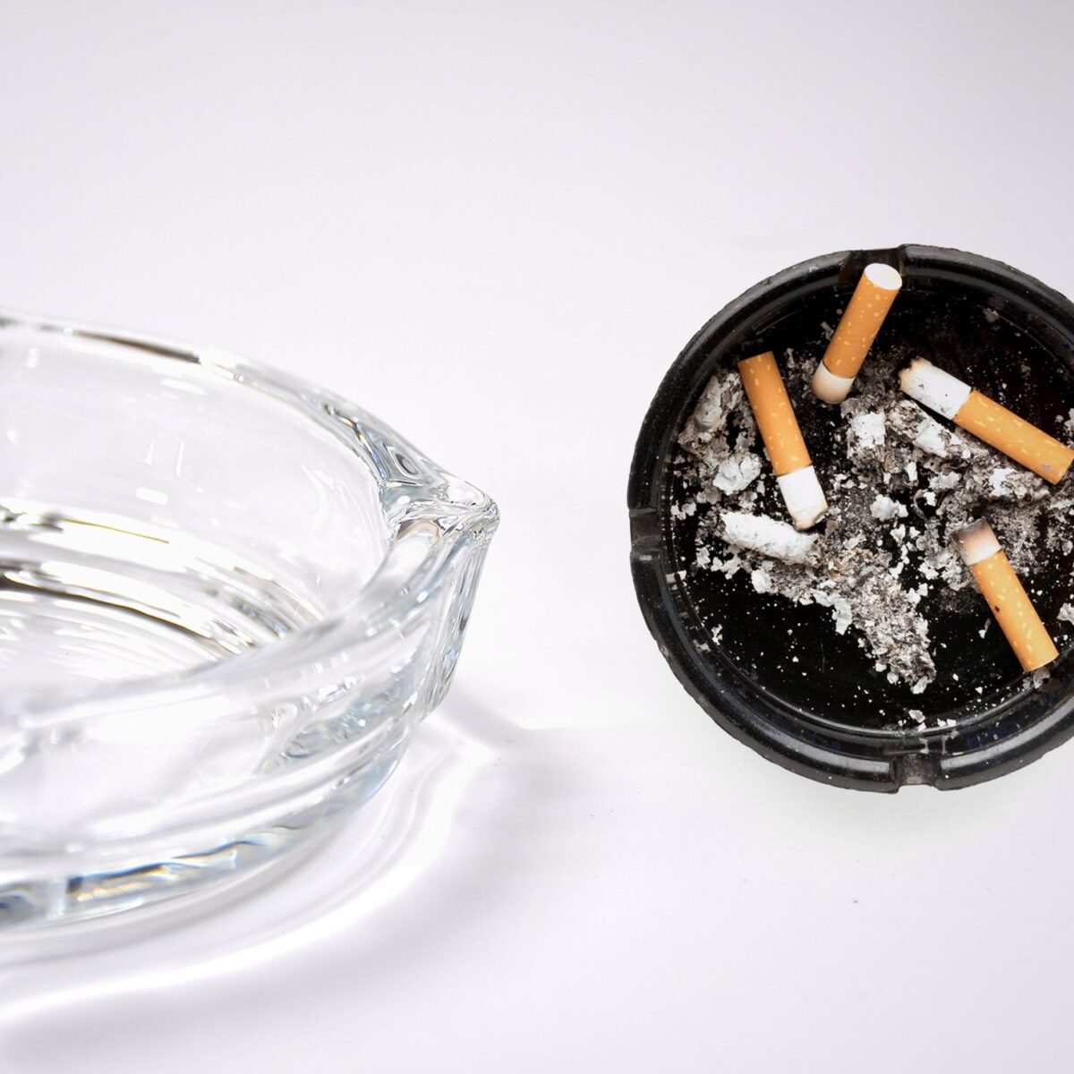 Brunswick Crystal Glass Ashtray for Home & Office - Image 6