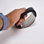 Stainless Steel Garlic Presser  / Crusher (Multicolor) - Image 7