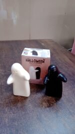 Salt and Pepper Seasoning and Spice Shakers Cute Plastic (2 Pcs Set) - Image 7